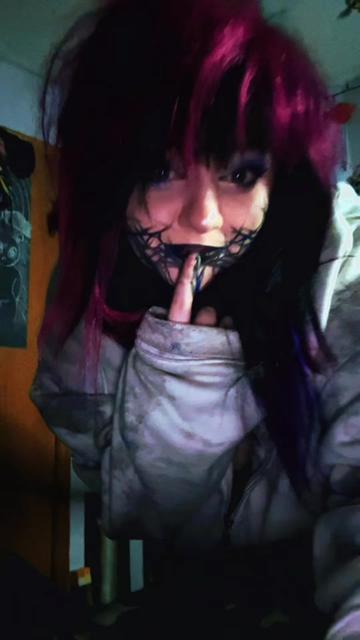 @call me knife🔪 (he/they/it)<3