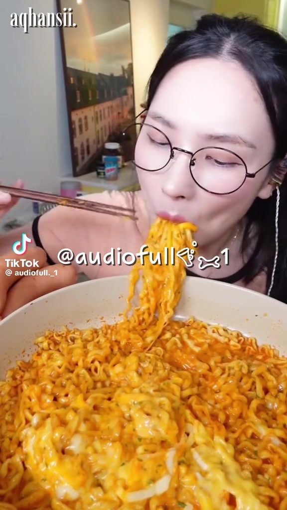 @AnhHong-NgocSam