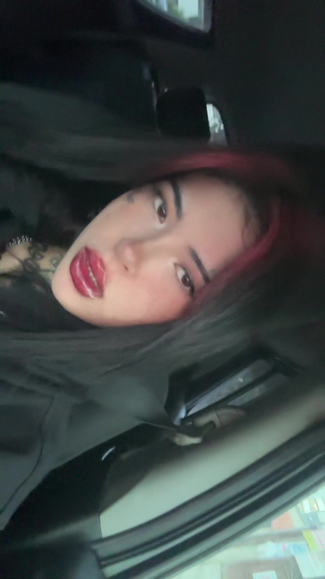 @Erika Dusk 🦇