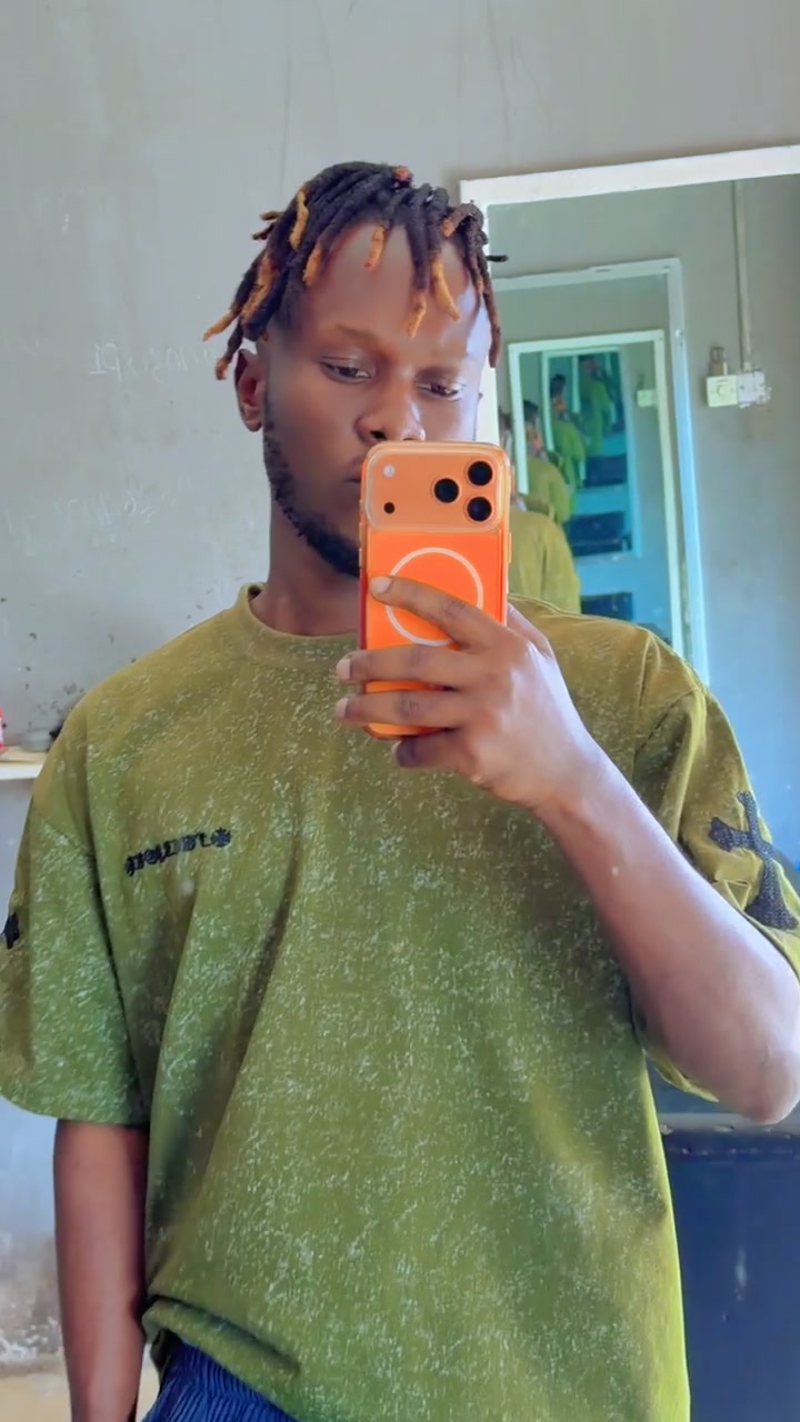 @ellystumm5🇹🇿