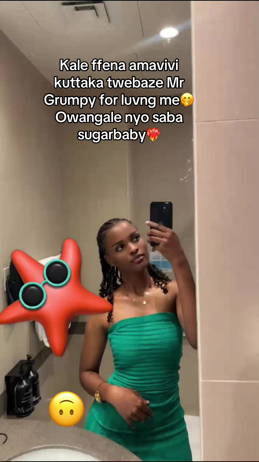 @️Vee💋