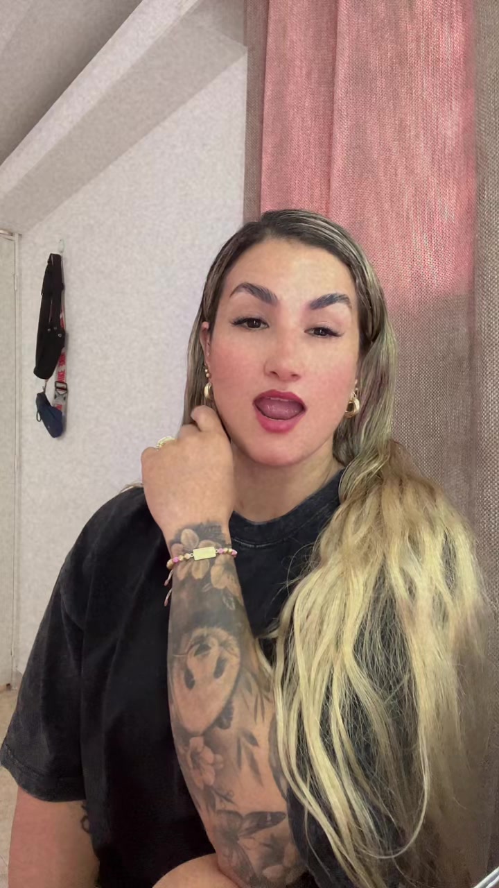 @Fernanda🖤