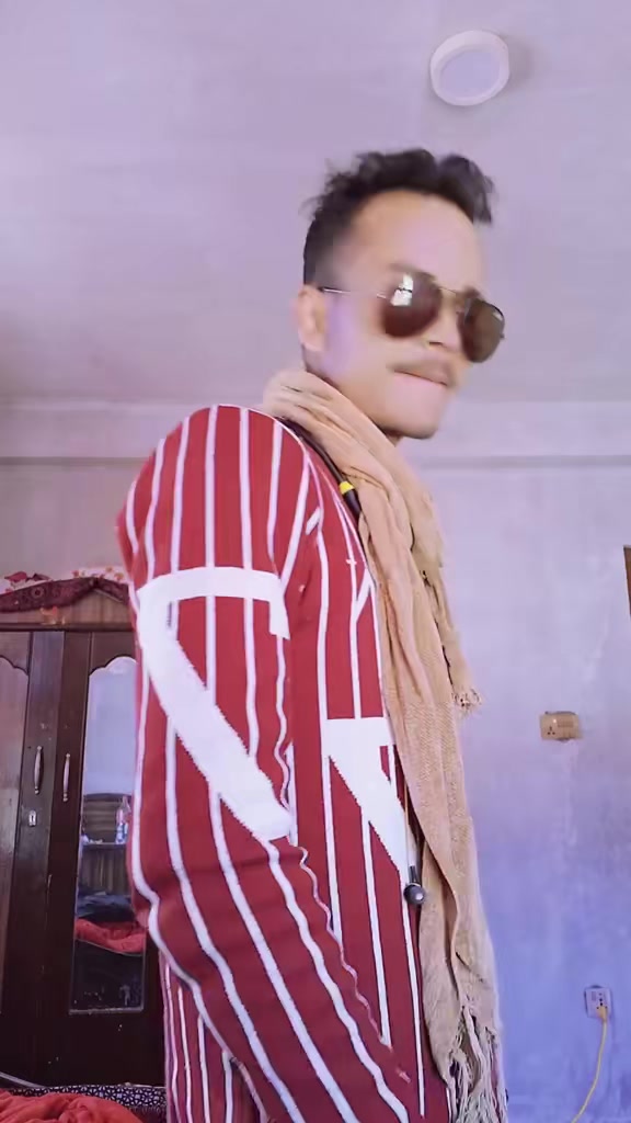 @तिम्रो याद्ले सताएको छ सानु😭?