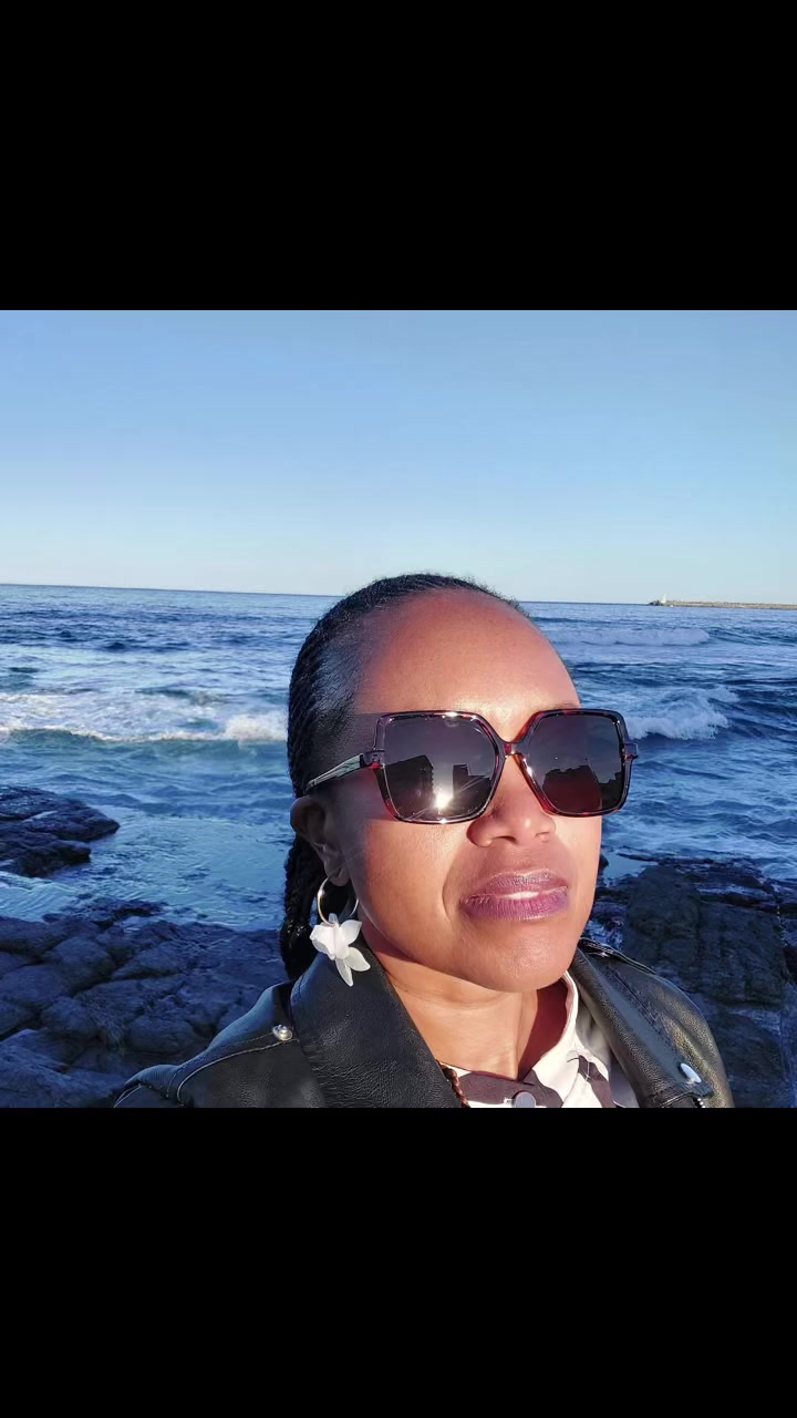 @Thozama Busakwe