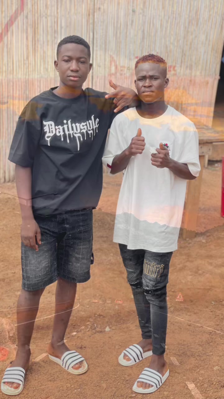 @SILENCIEUX ❣️