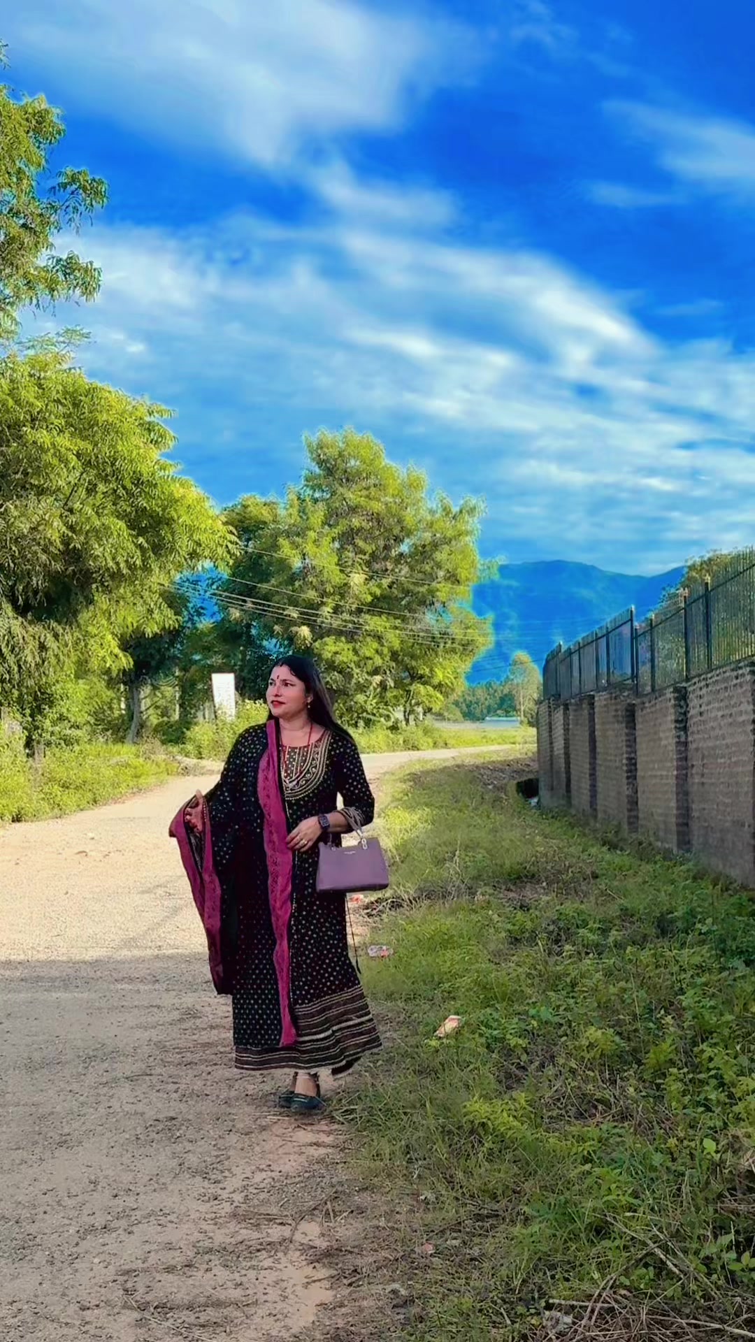 @Dima Khanal😘