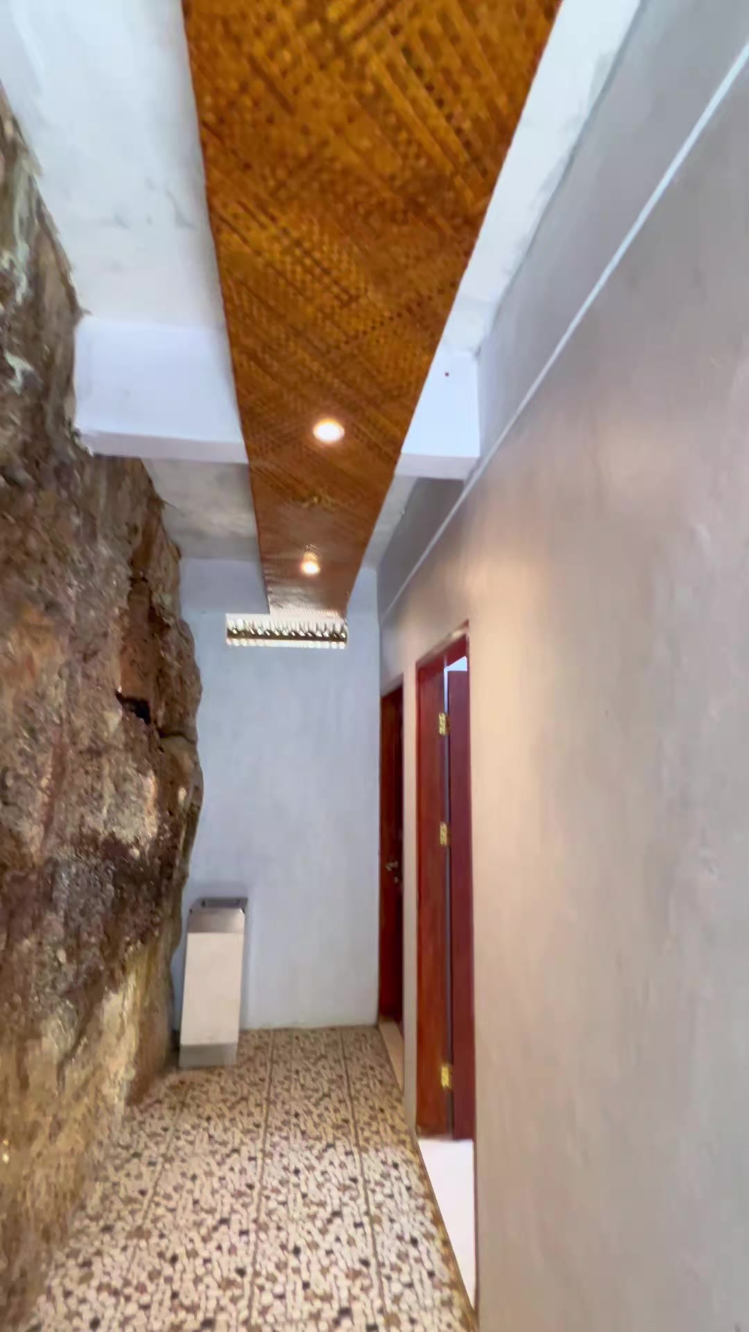@Uni_villa