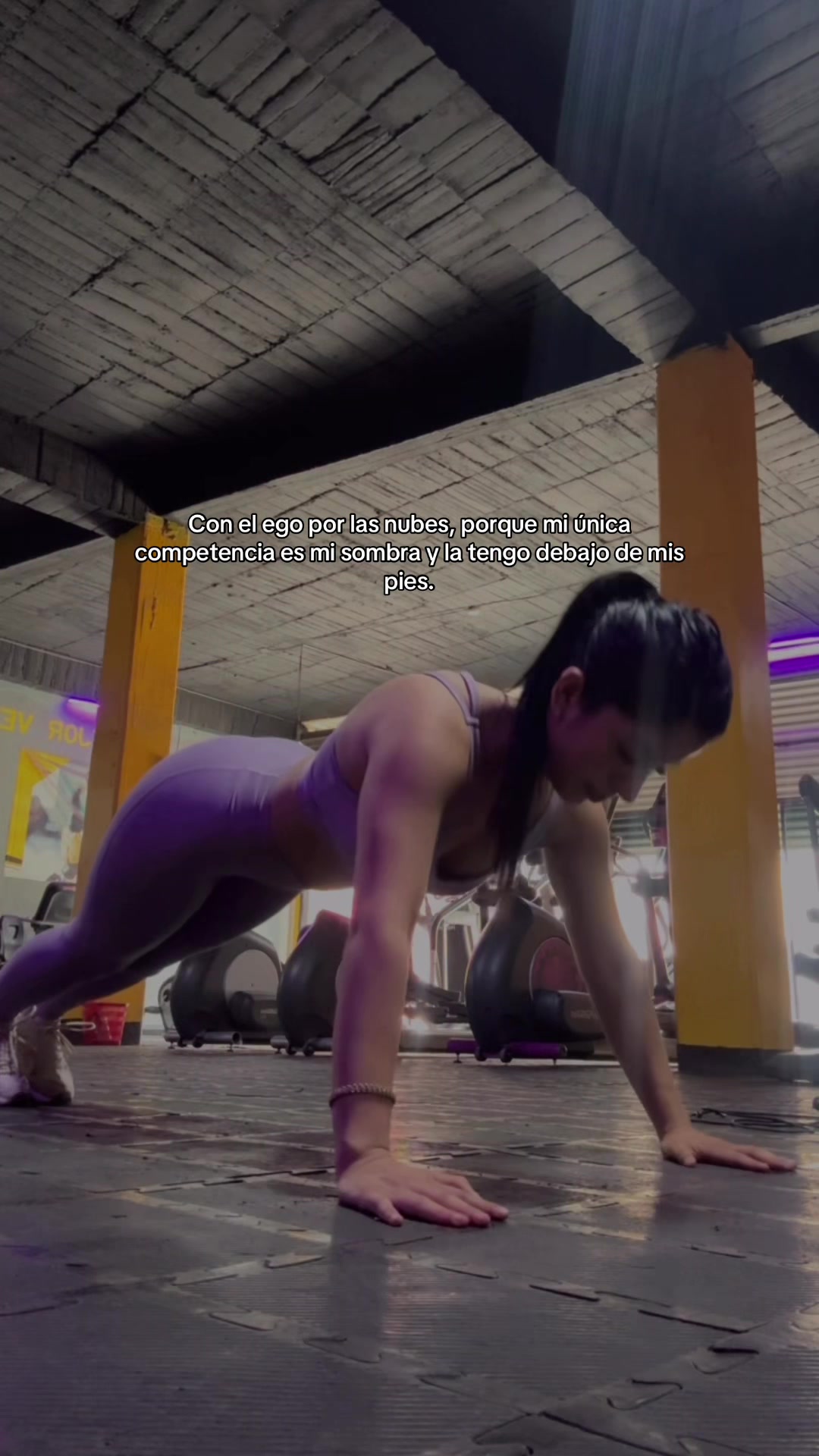 @Abril Guzmán