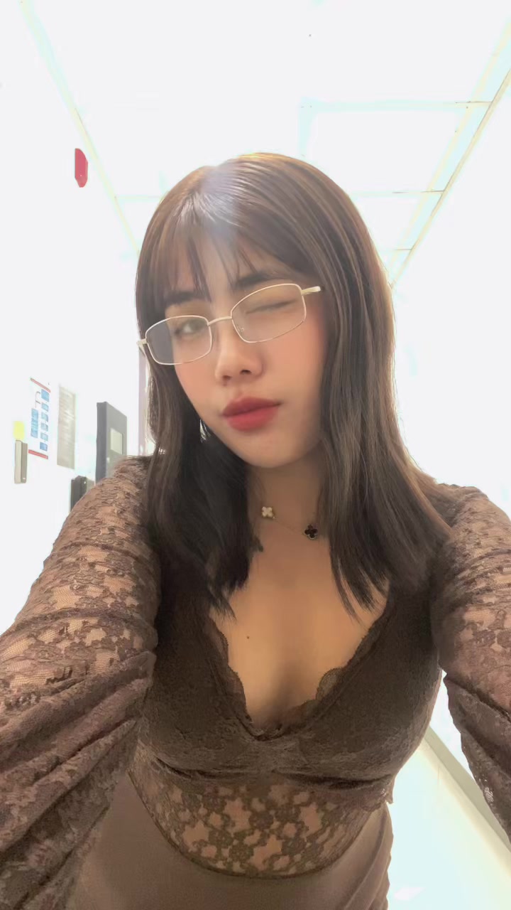 @itsurwifeyy 🤍✨