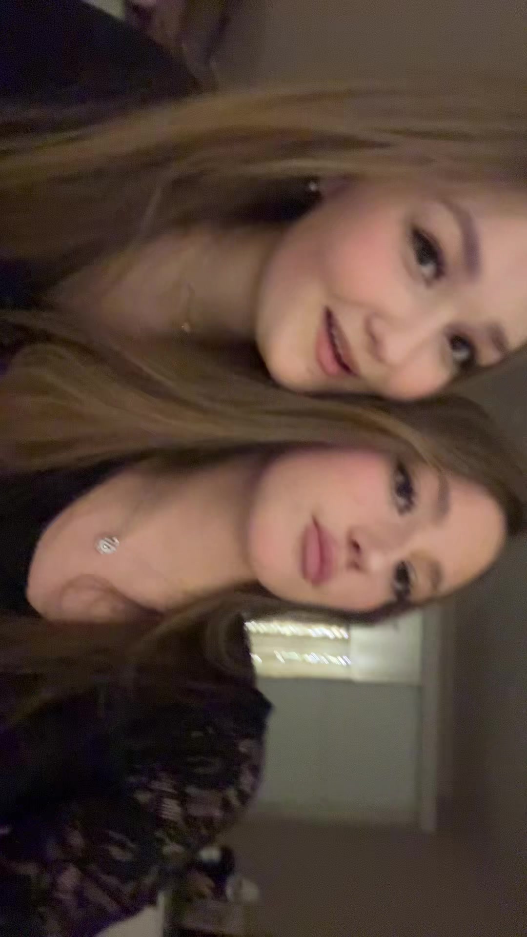 @полина🧸