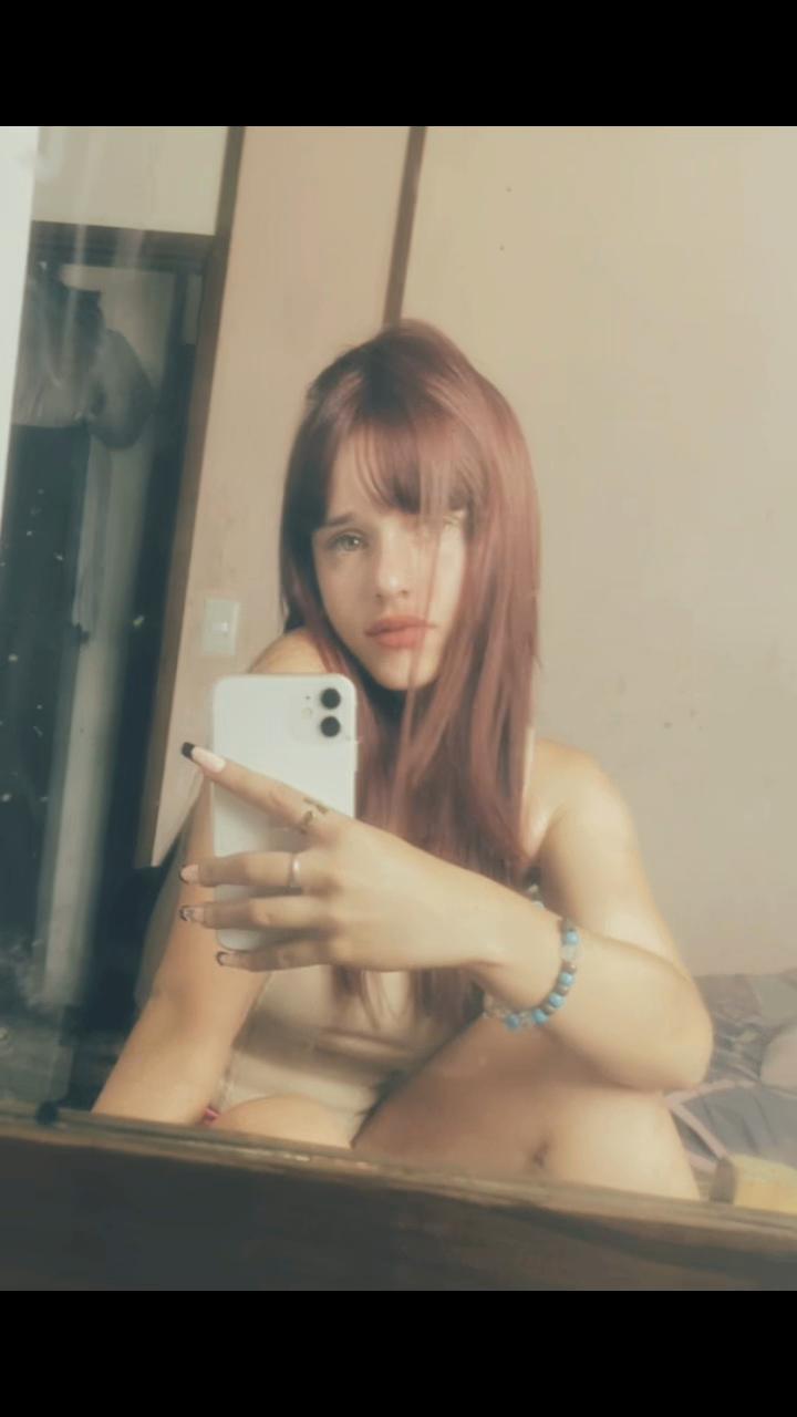 @𝓛𝓪 𝓬𝓸𝓵𝓸𝓸 ❤️
