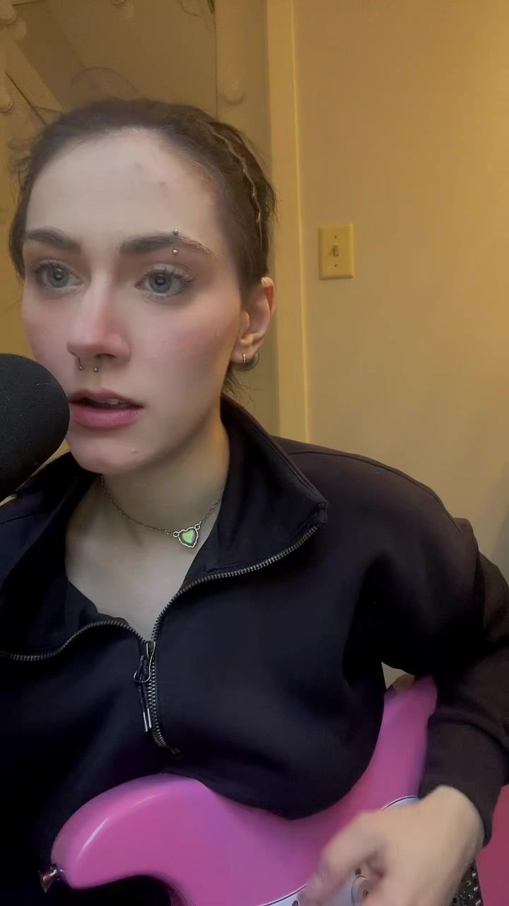 @Liv