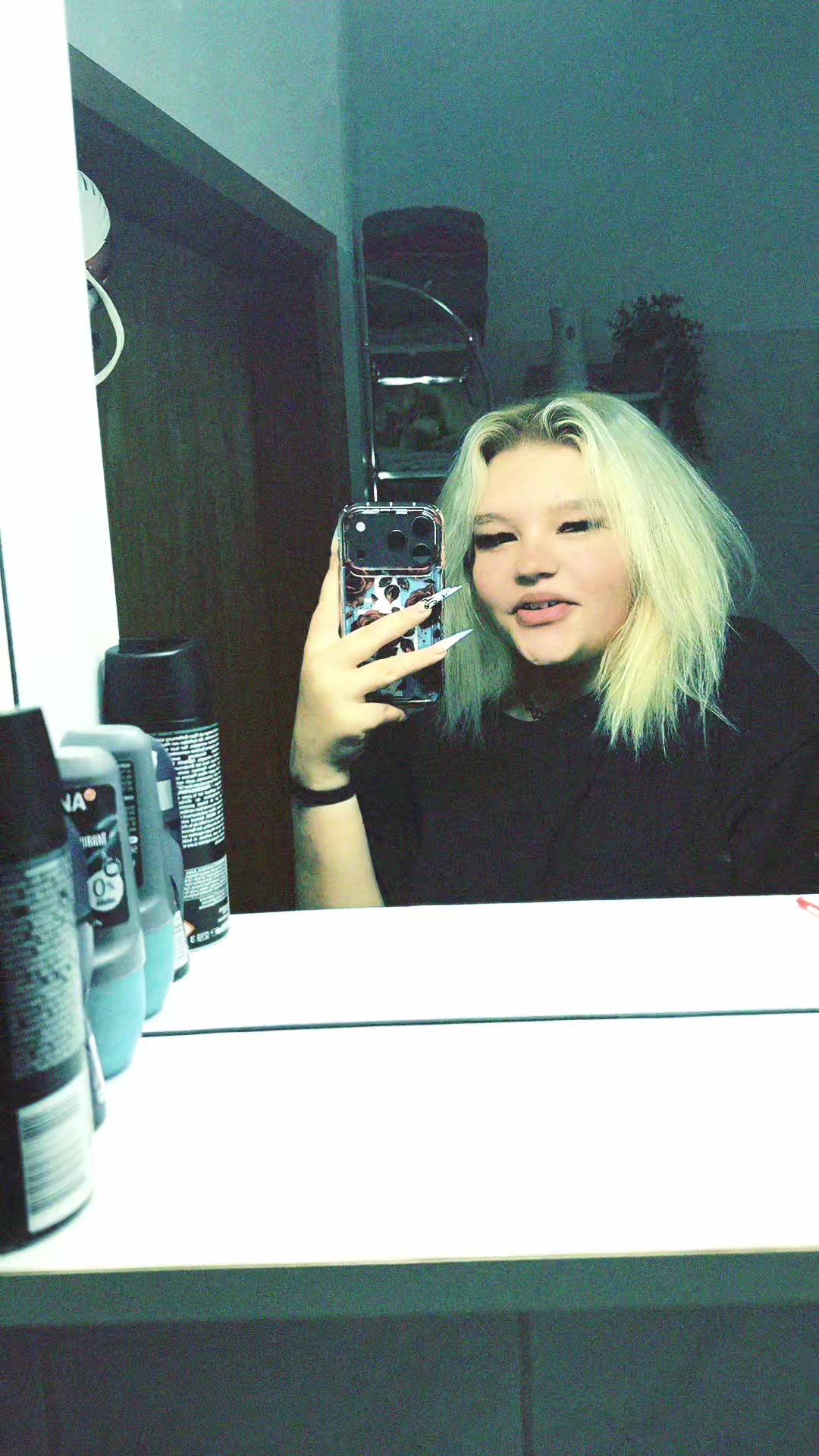 @Deutsche mit Herz🖤🤍❤️