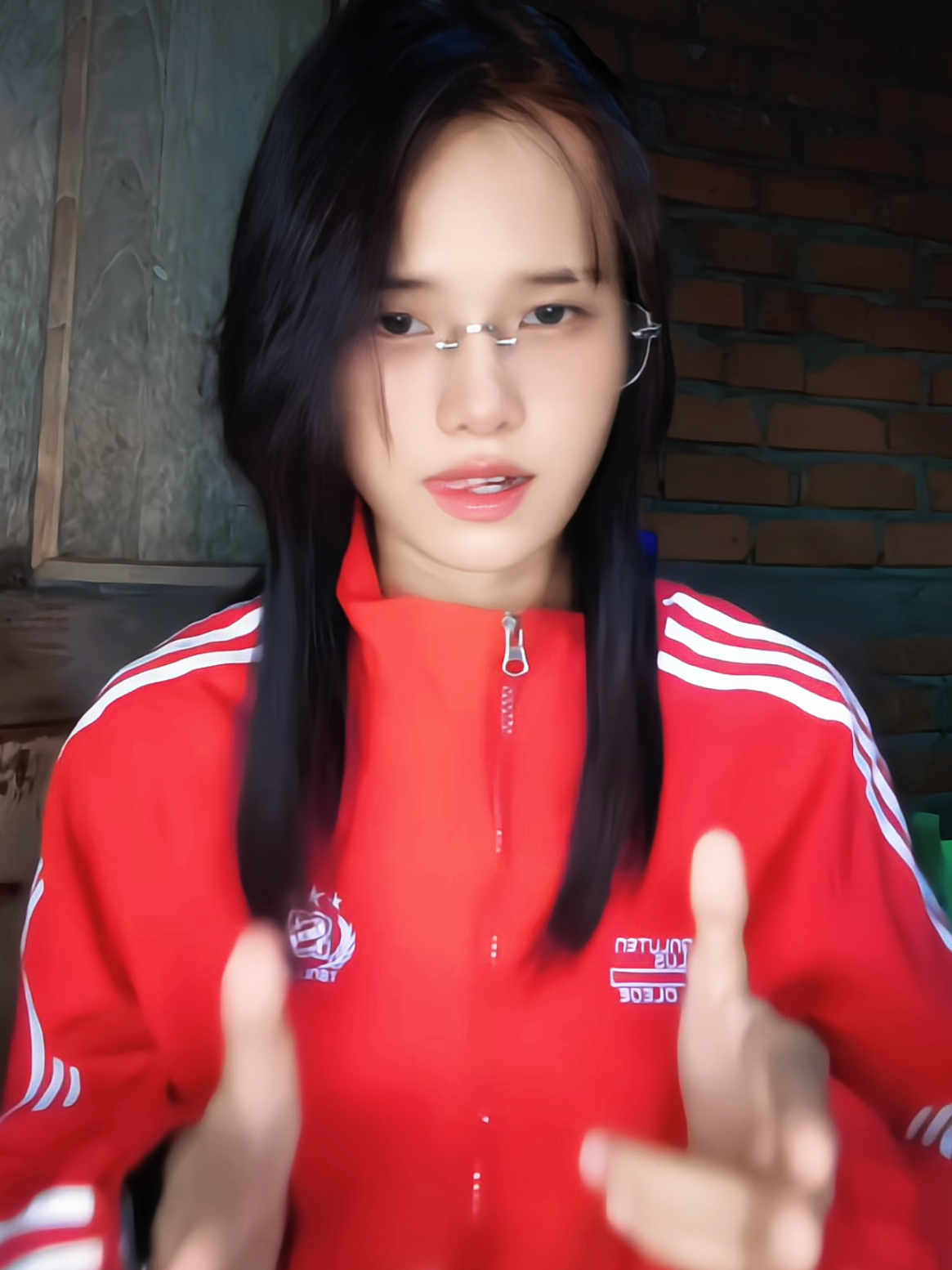 @爱&bull;|❥𝑨𝒉 𝑪𝒉𝒊𝒕ꫛ-✰ᥫ᭡🤘1.7M💥