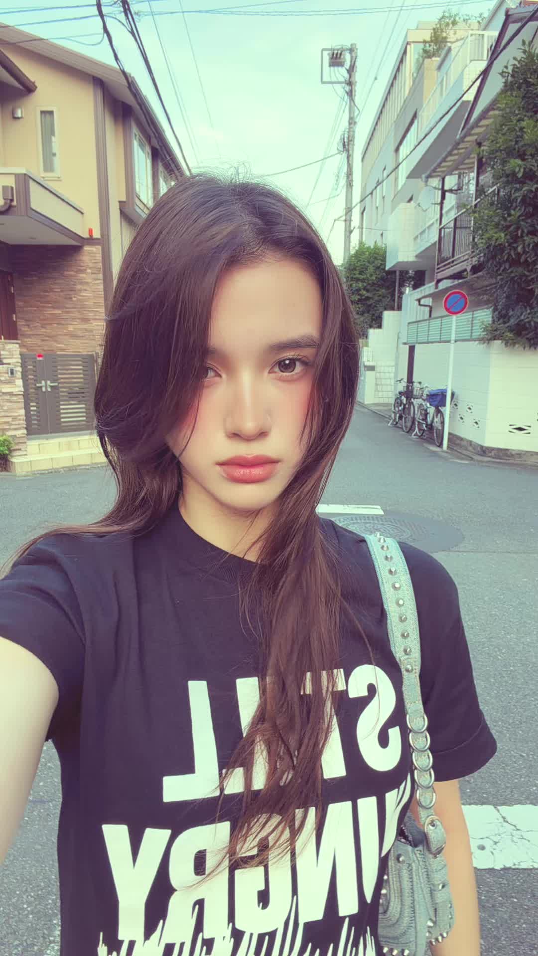 @saya