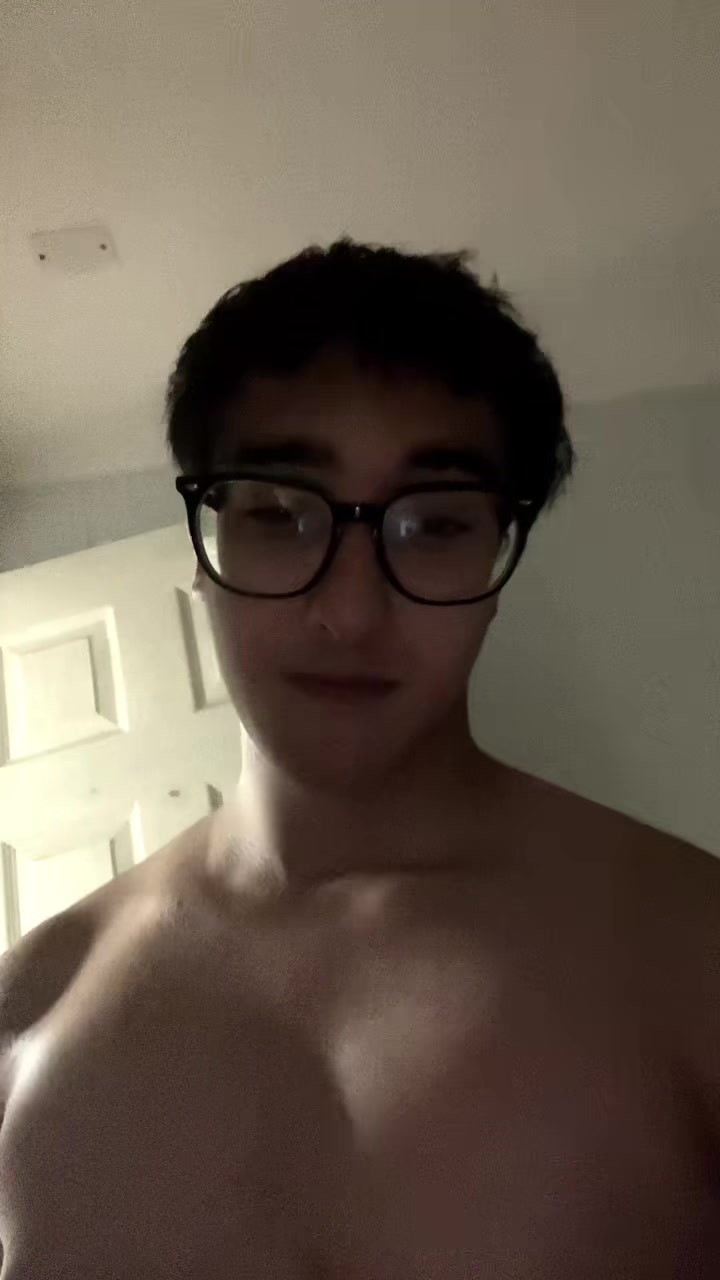 @𝑻𝒉𝒐𝒎𝒊🕷️