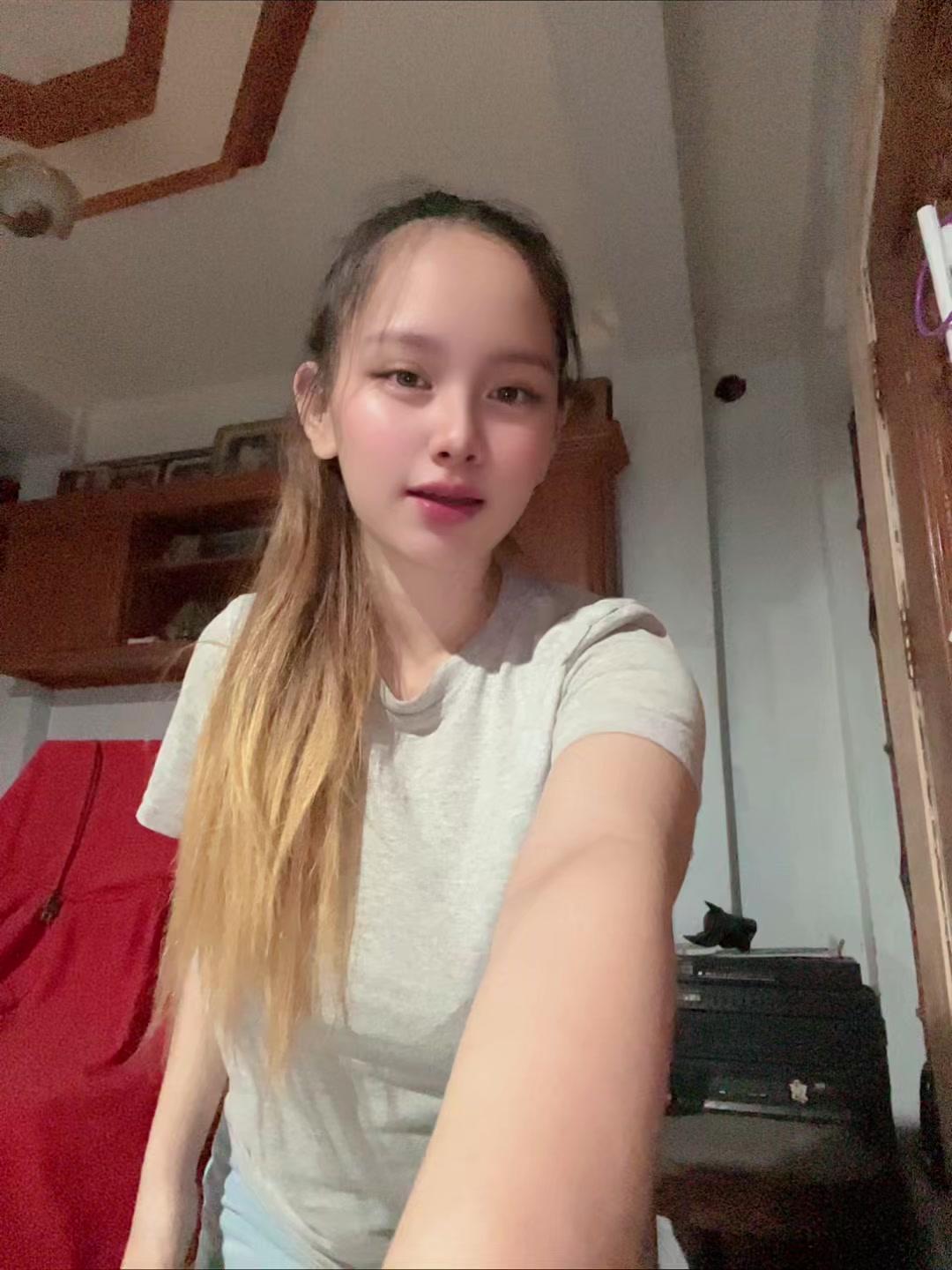 @Luna