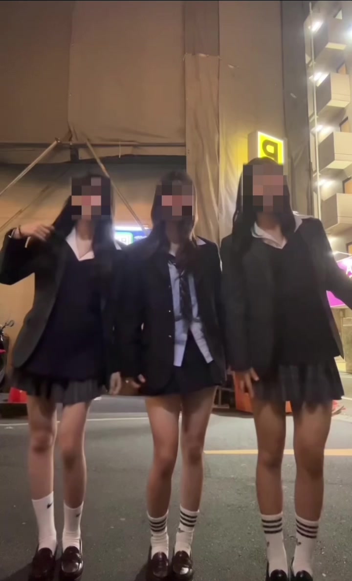 @ぴ