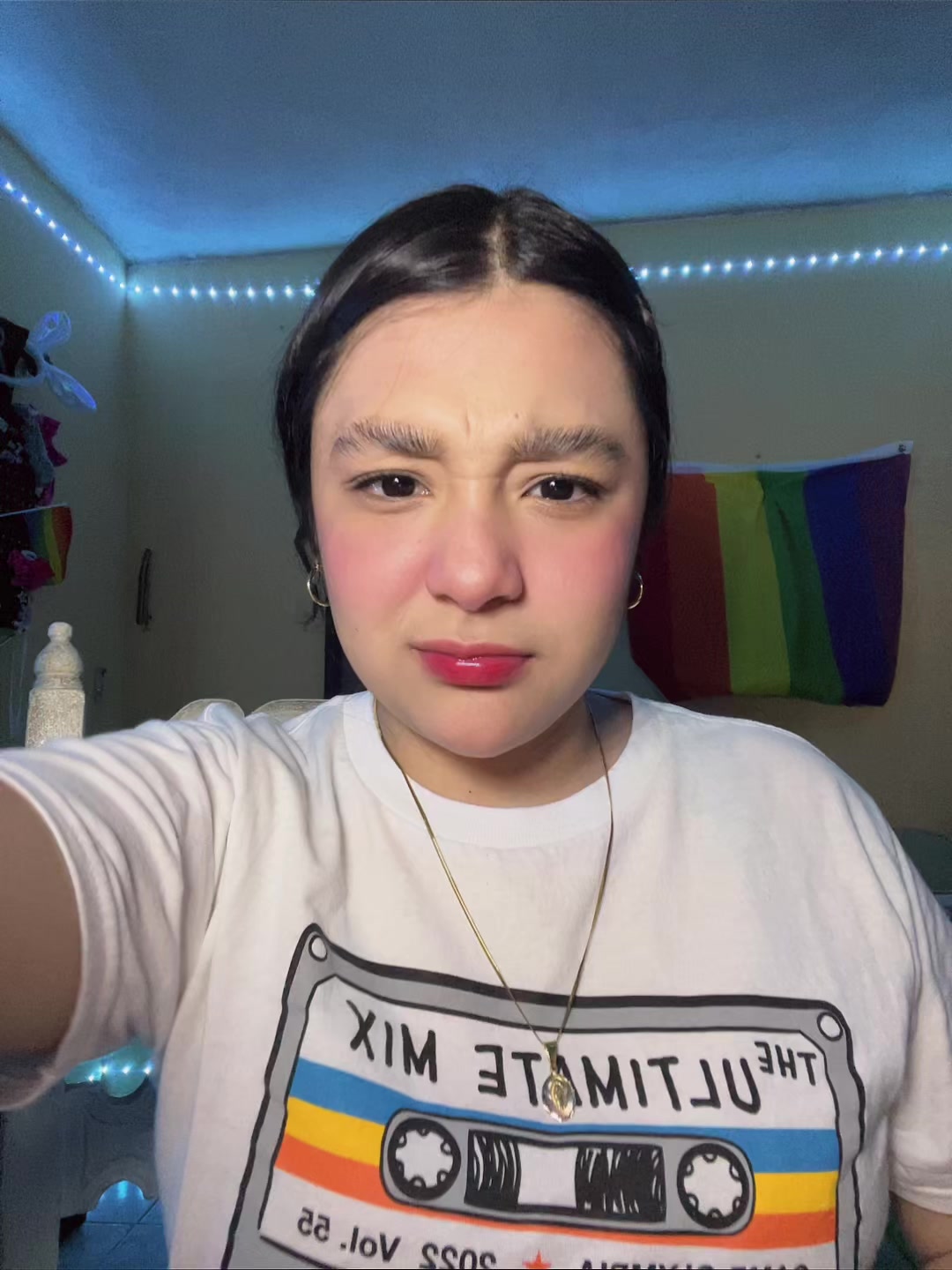 @lizlives._