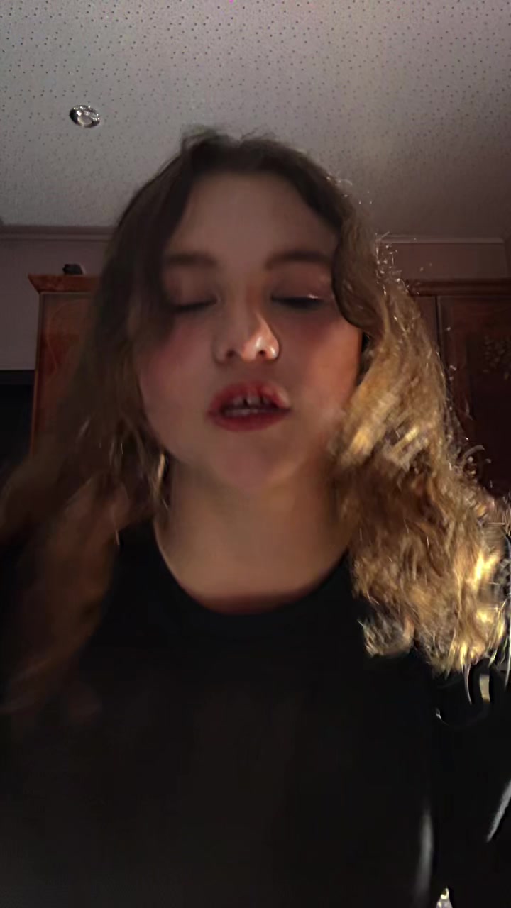 @Шига 💋🖤