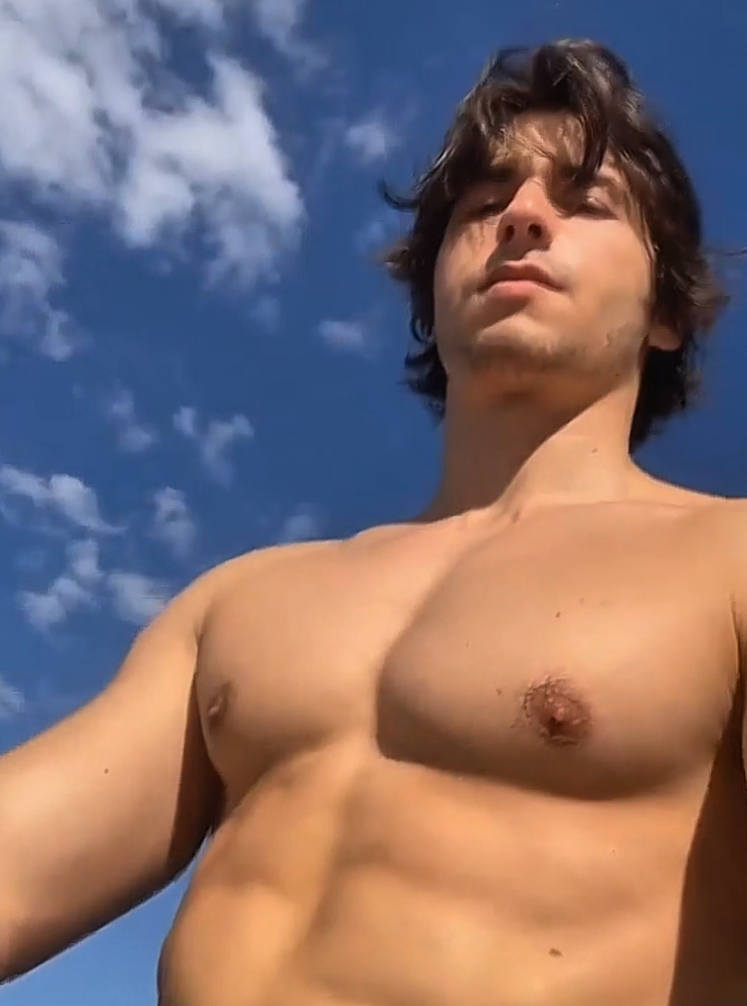 @𝐑𝐓𝐗🇦🇶