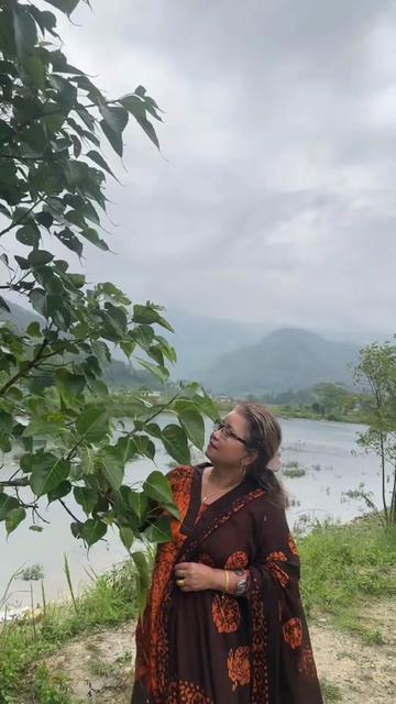 @बज्यै आमा.🥰