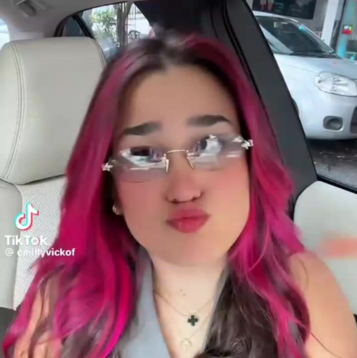 @Emily vit&oacute;ria 🩷🩷🩷