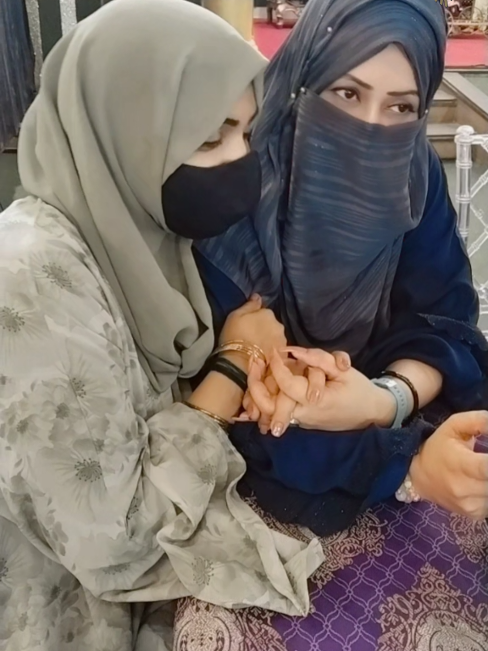 @Ruksar ansari