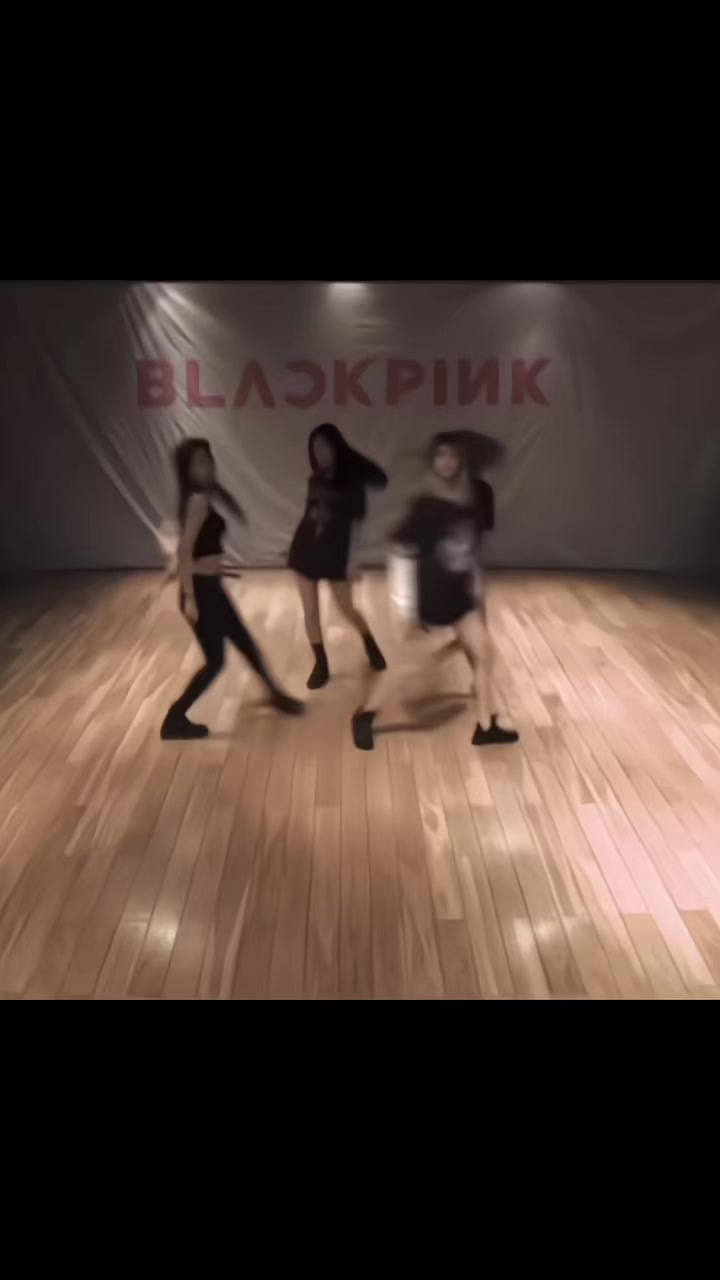 @Elissa