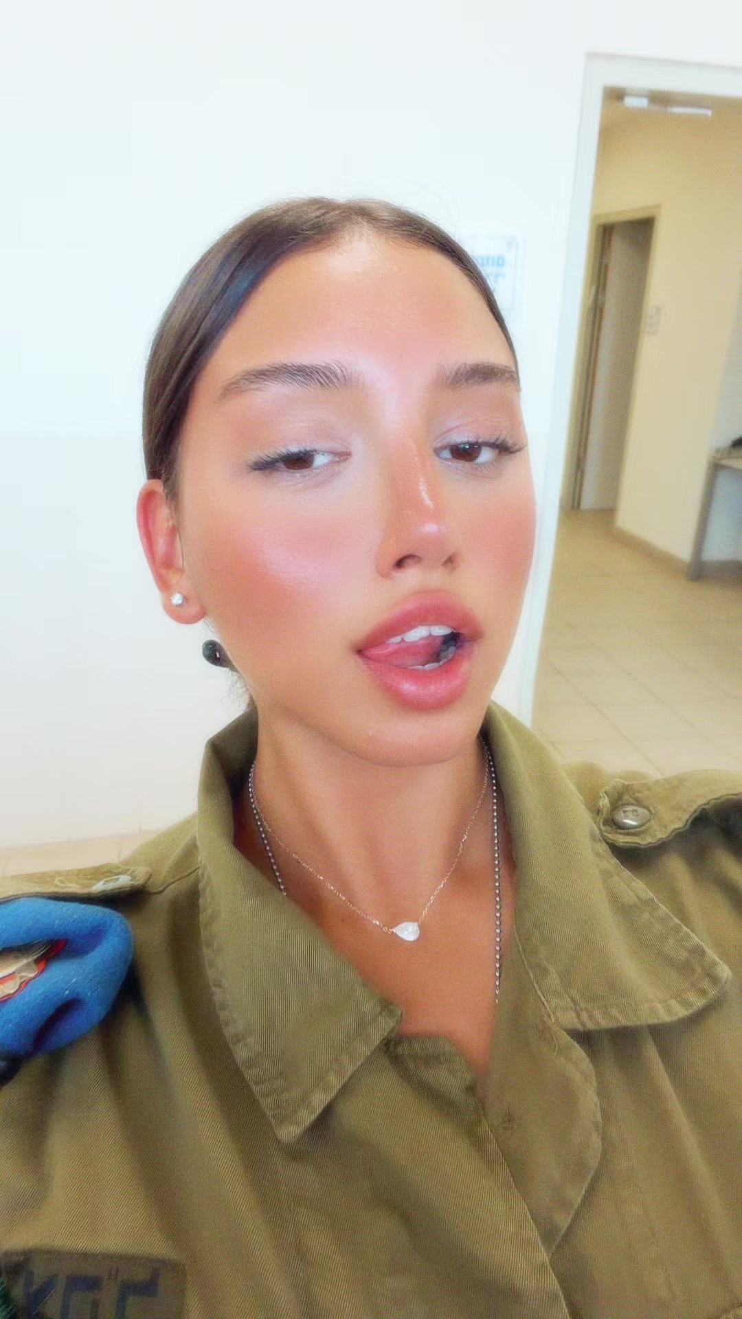 @Lin