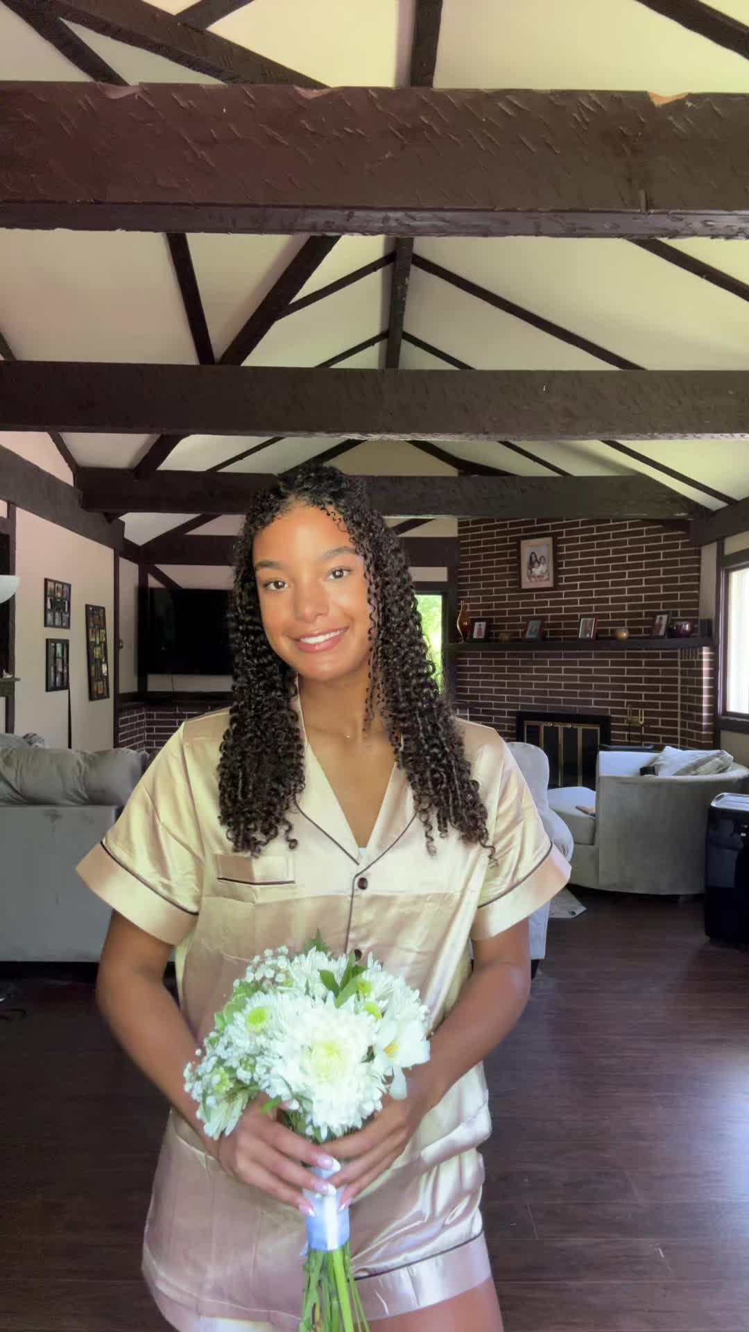 @Ava