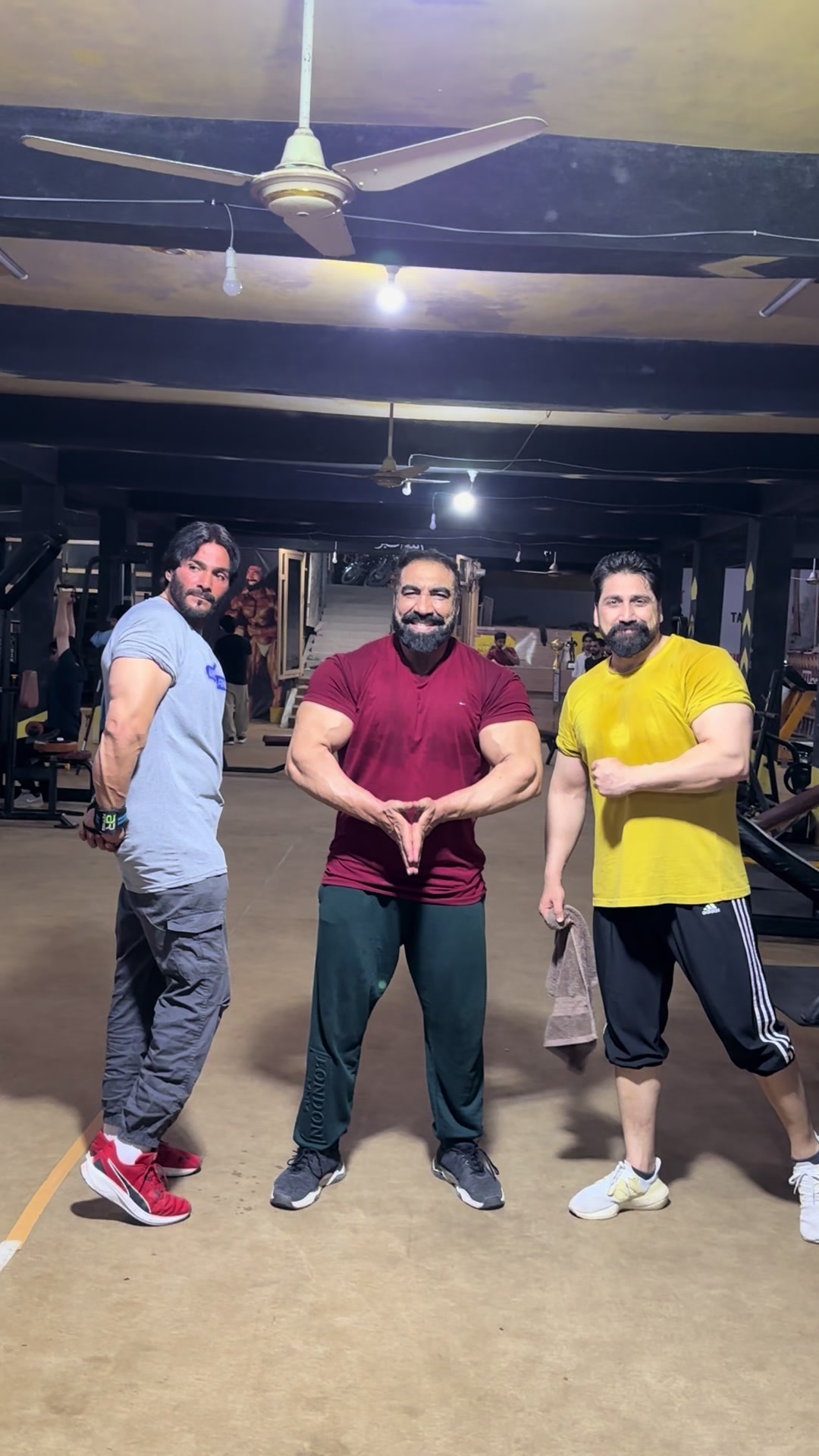 @Aneesdurrani_offical