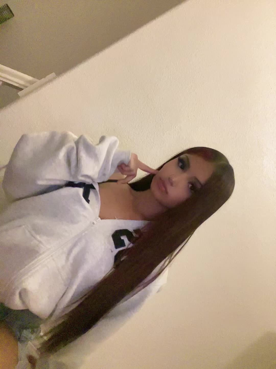 @𝐌ꨄ