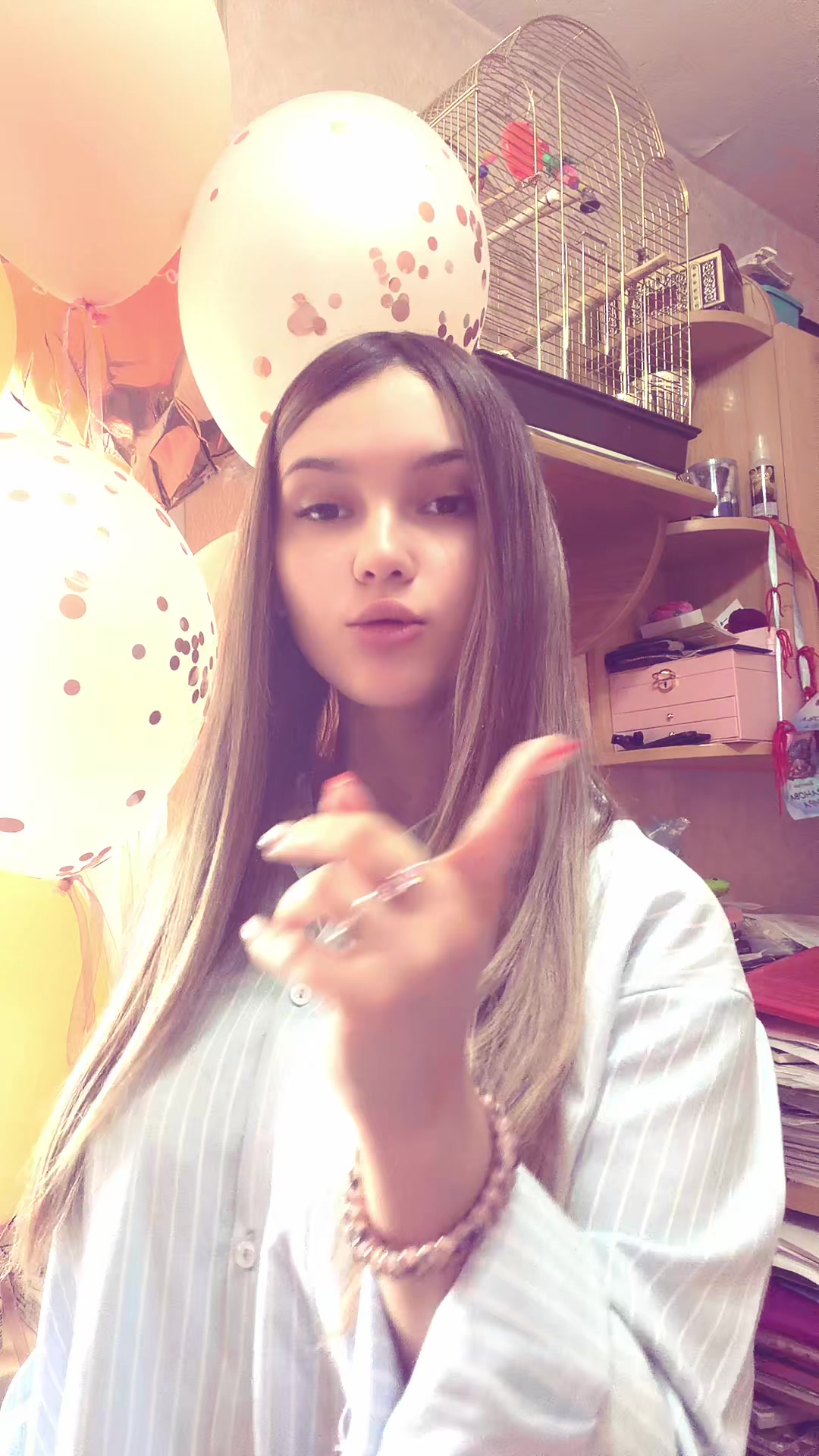 @KiraDreamGirl