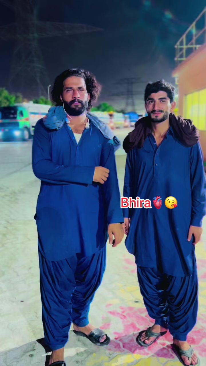 @🔥╾━╤デ╦︻.... Nawab