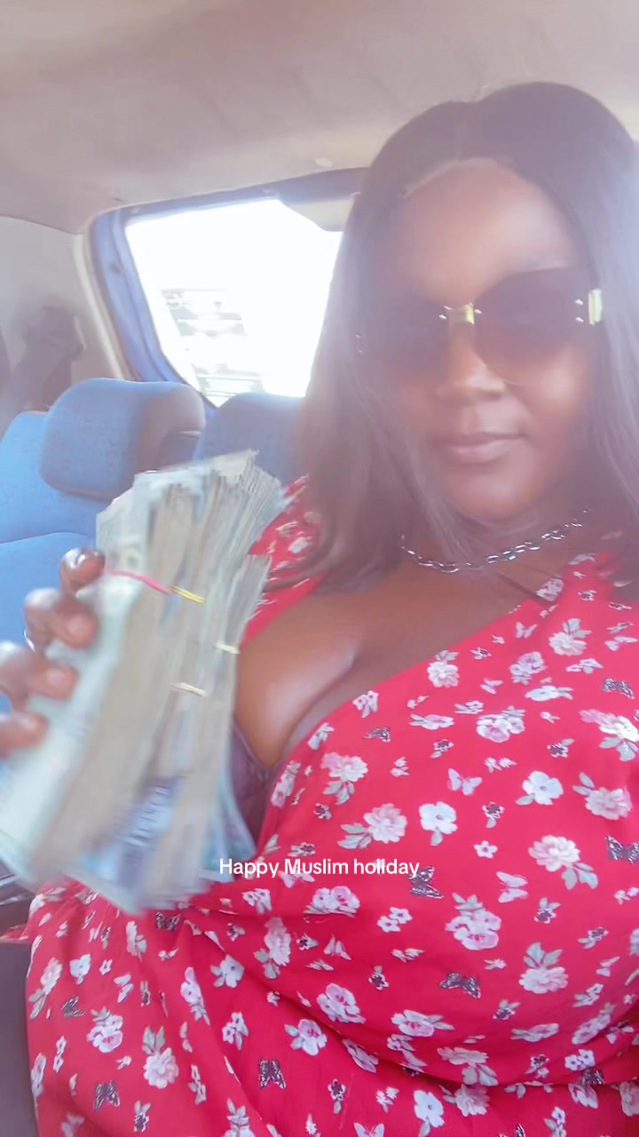@Queen Rhyma 👑❤️💰
