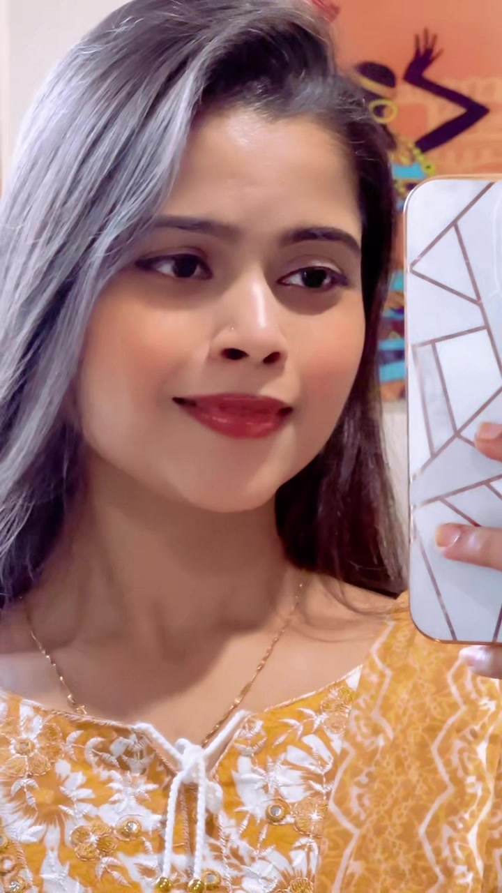 @👑Saanvi Mehra🕊️