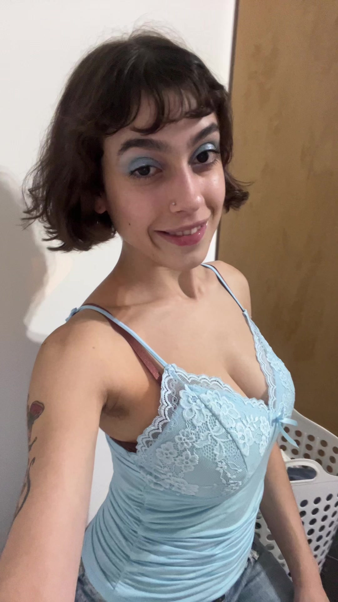 @Nana