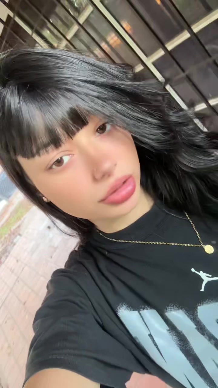 @Lara 💋🥷