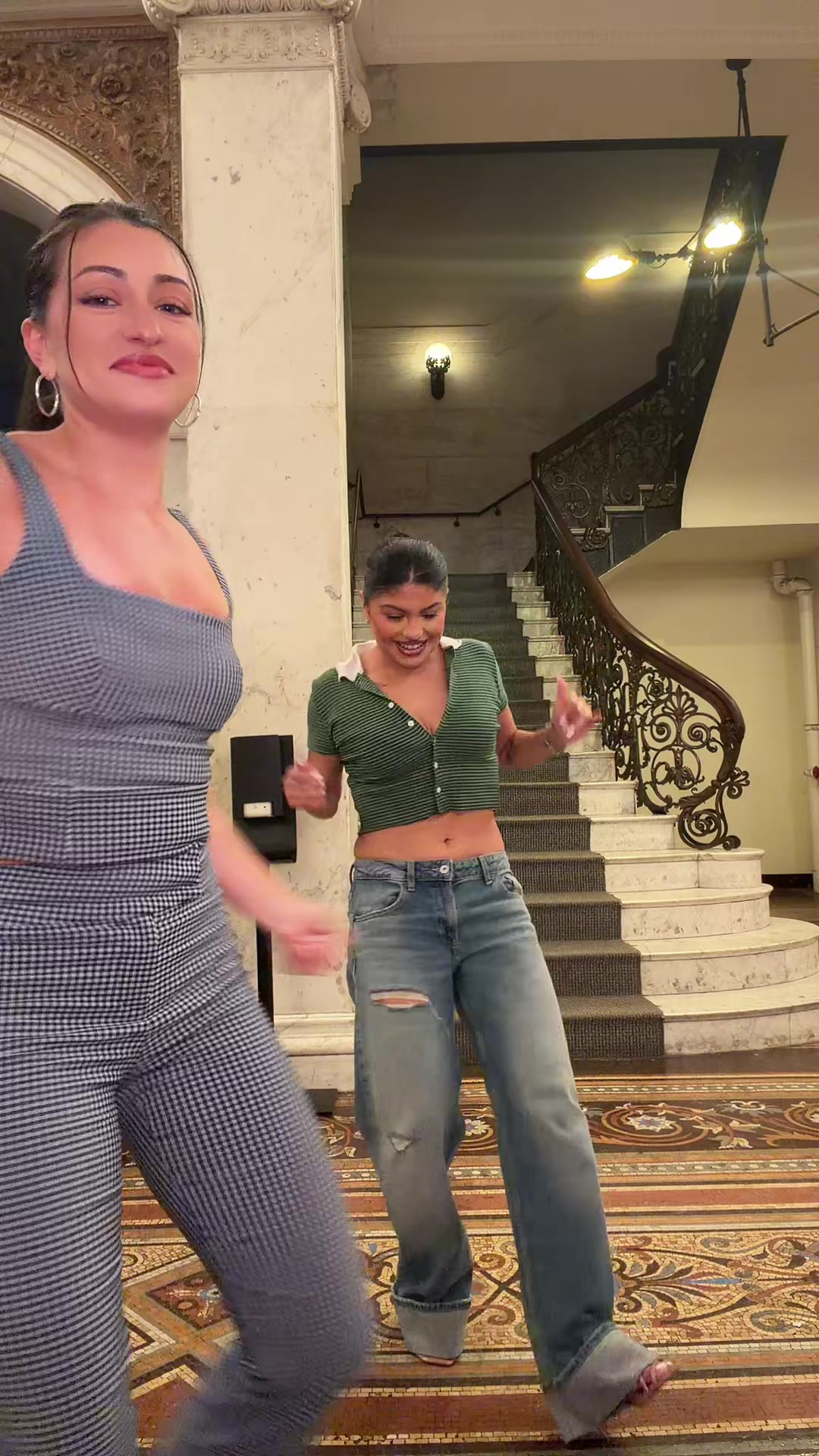 @Malia