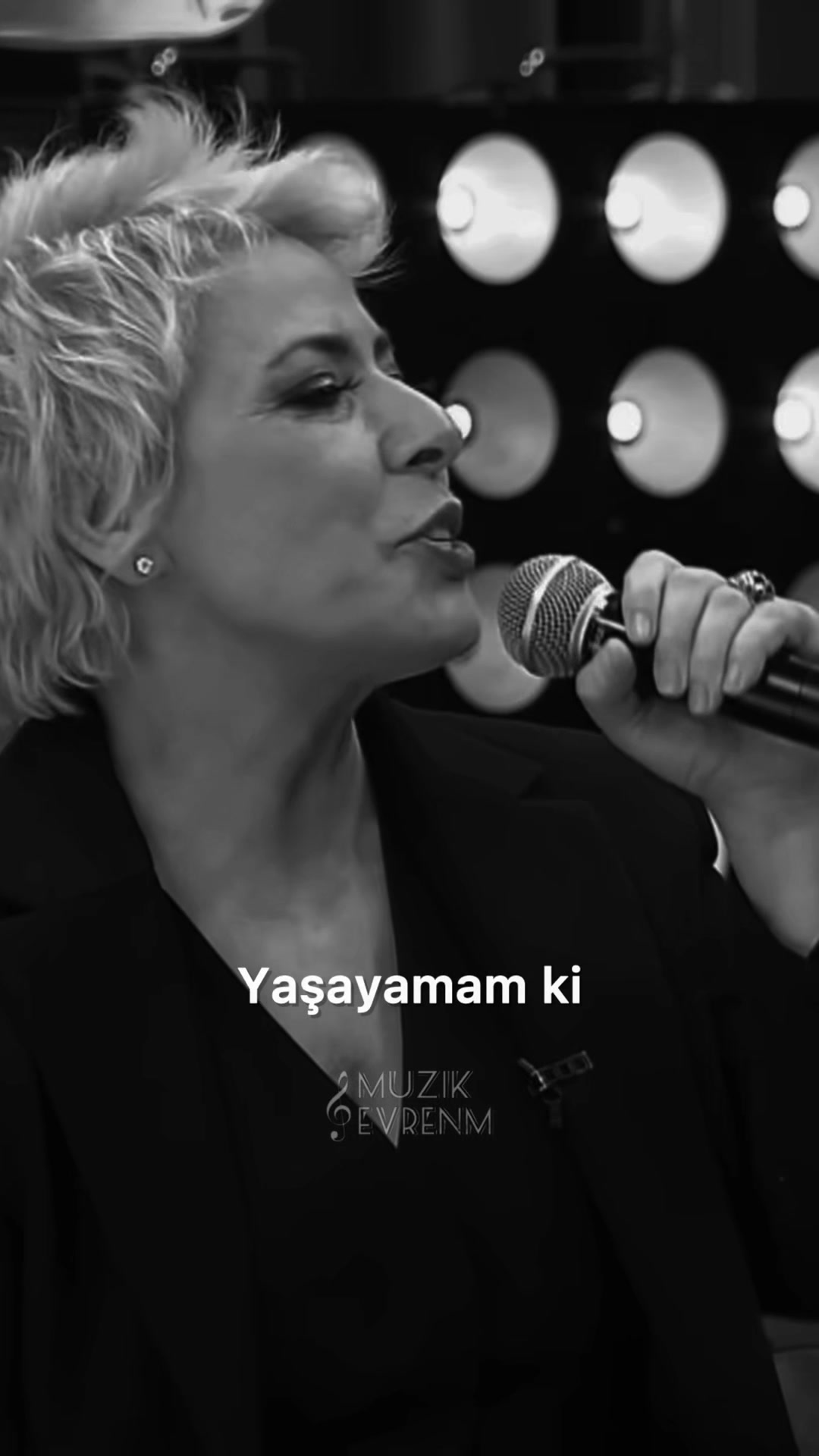 @M&uuml;zik Evrenim
