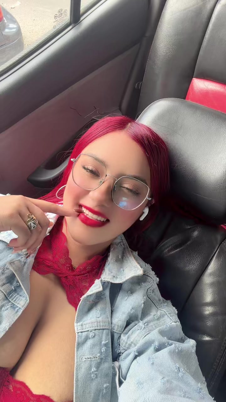 @Kelly Johana🫶🏻