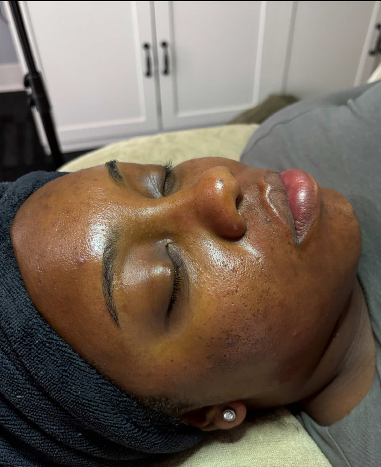 @Kre8tive Wax and Facial Bar