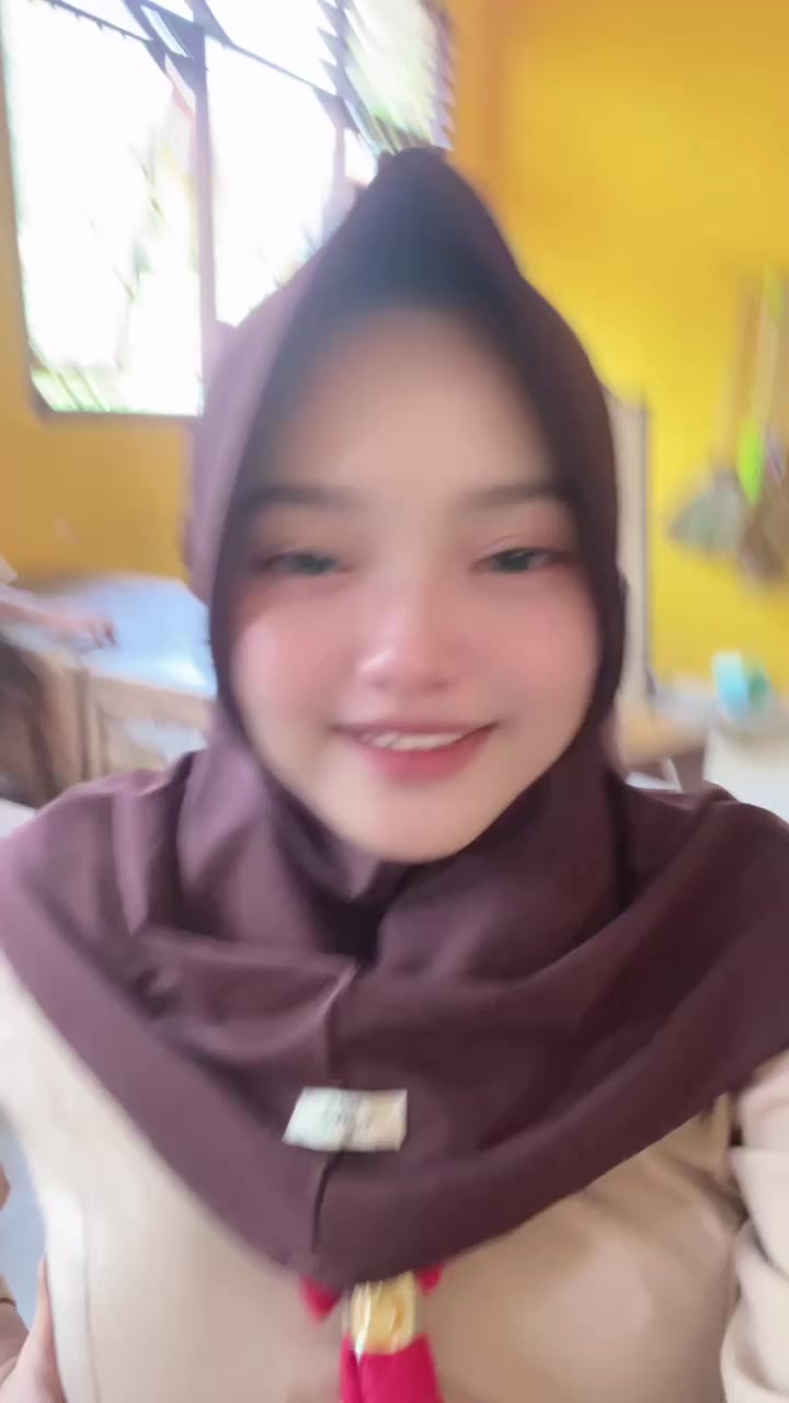 @nvraaurliaa