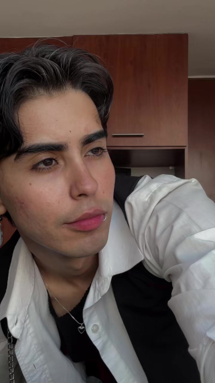 @Fer 🦋