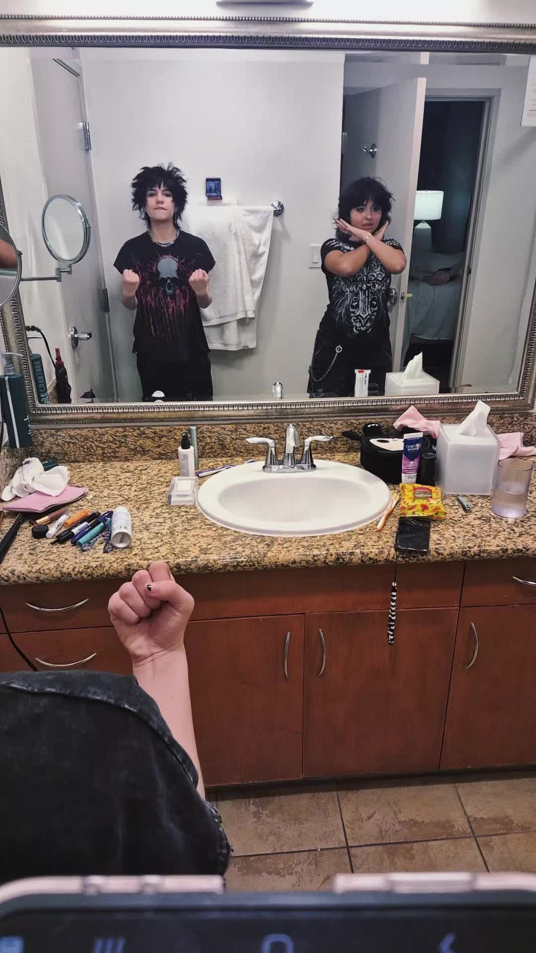 @𝕷𝖎𝖙𝖊