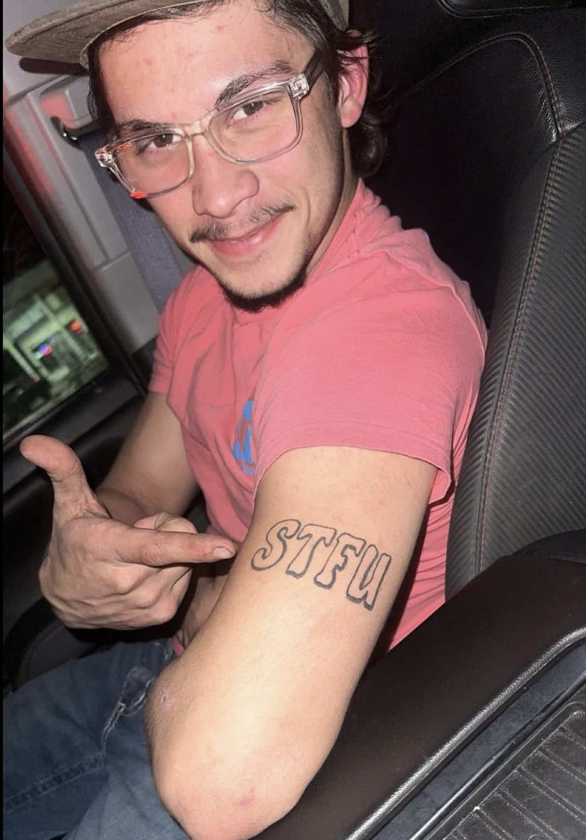 @𝔟𝔯𝔞𝔦𝔩𝔬𝔫