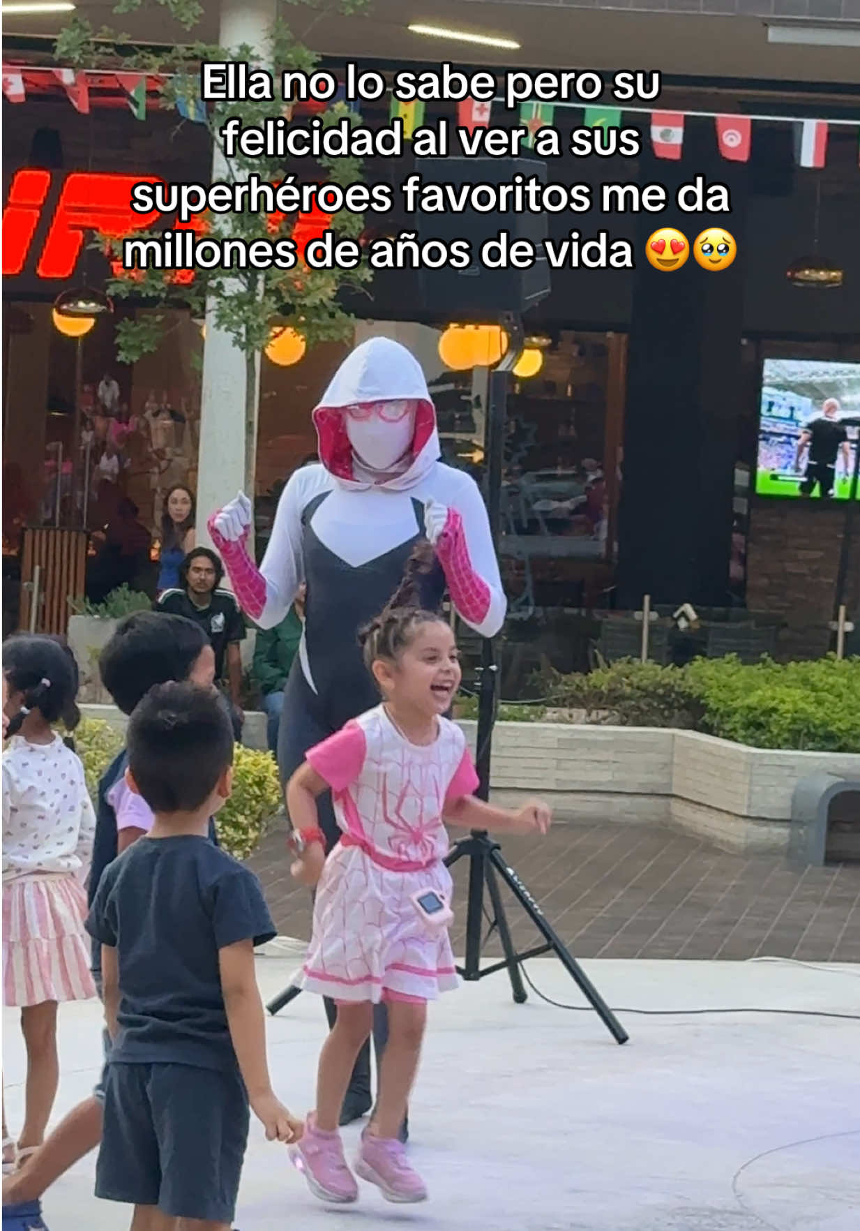 @Angie Huerta | Girl Mom 💕