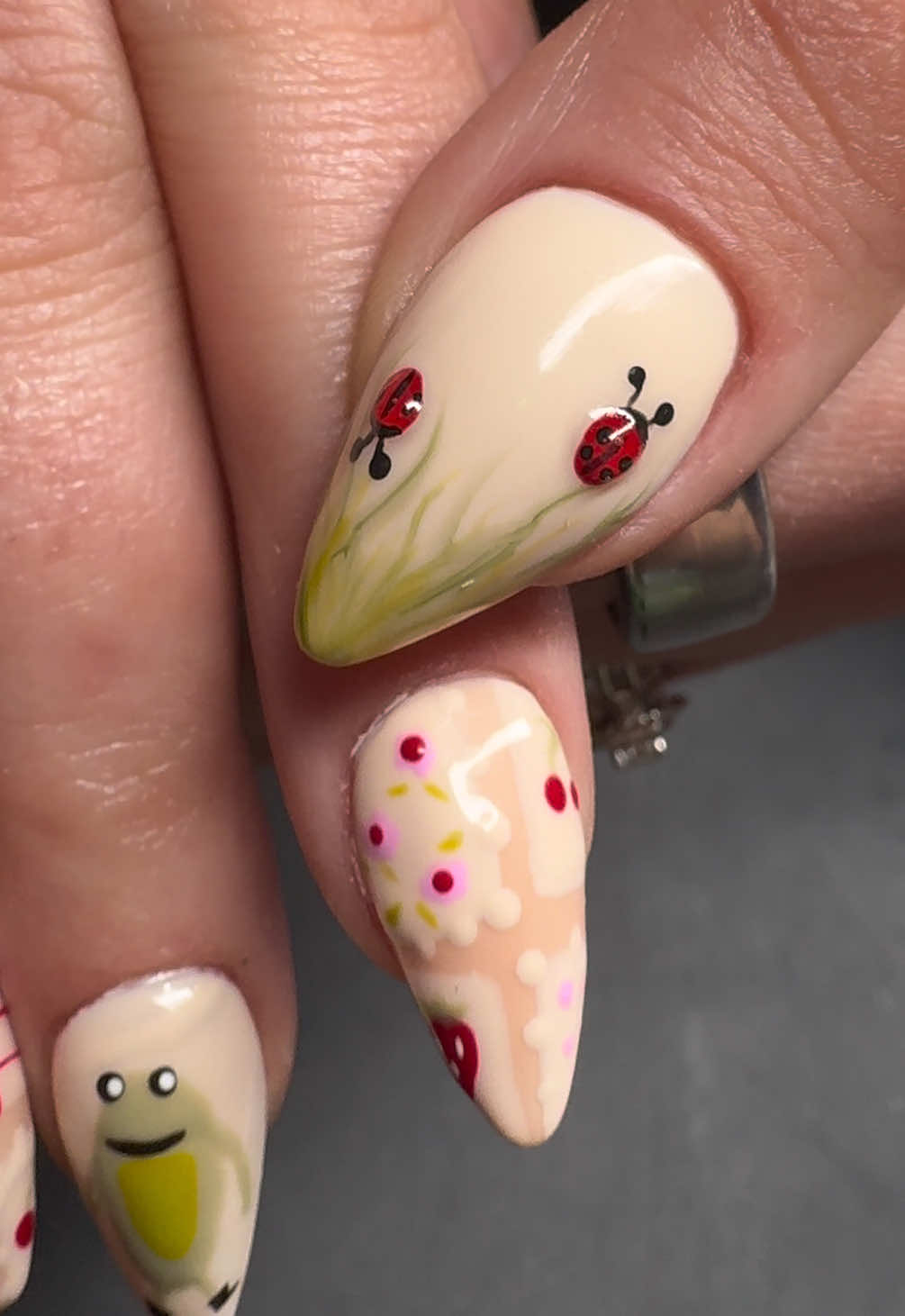 @Violet | Denver nail tech