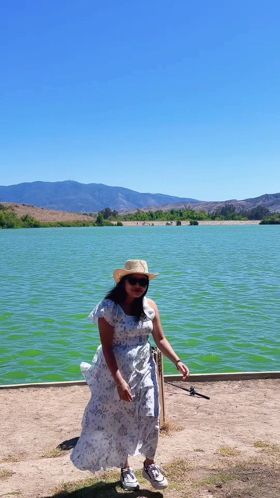 @Resham Chaudhary 🇳🇵🇺🇸 ✌️